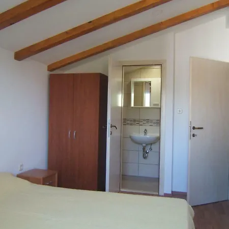 Stipanelo Apartamento *